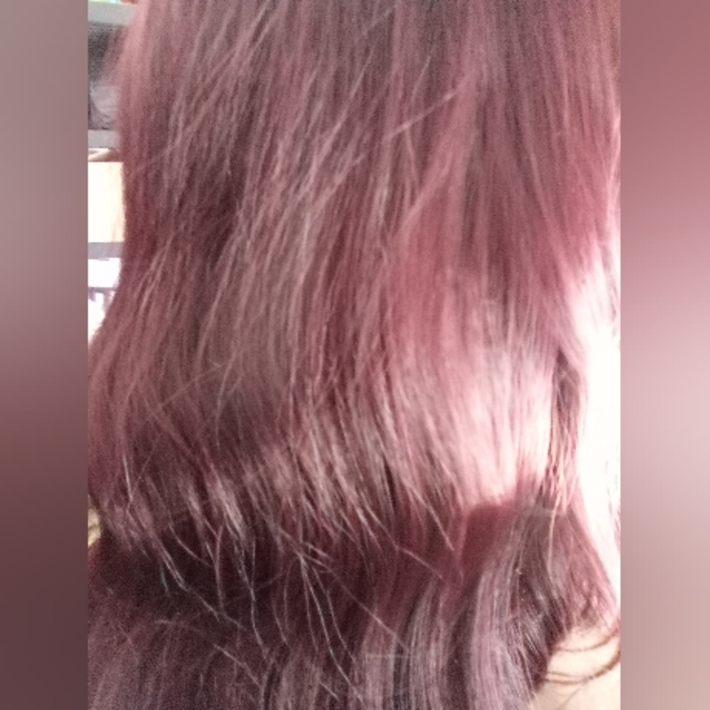 Wavy Wig - Picture 2 of 5